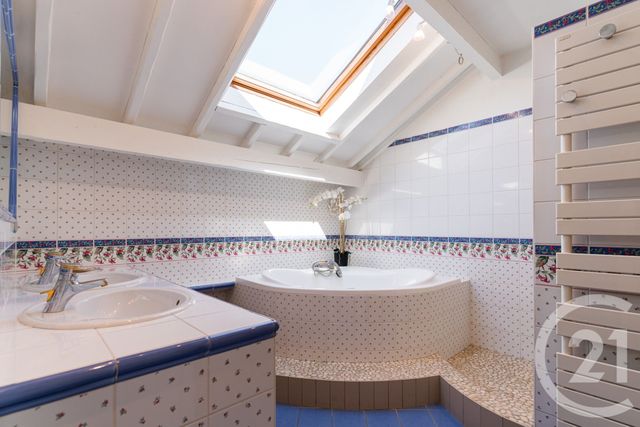 maison à vendre - 6 pièces - 264.75 m2 - POMMERIEUX - 57 - LORRAINE - Century 21 Gestion Et Patrimoine