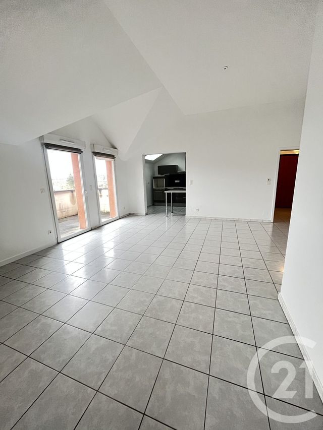 Appartement F5 à vendre - 5 pièces - 93.22 m2 - AMNEVILLE LES THERMES - 57 - LORRAINE - Century 21 Gestion Et Patrimoine