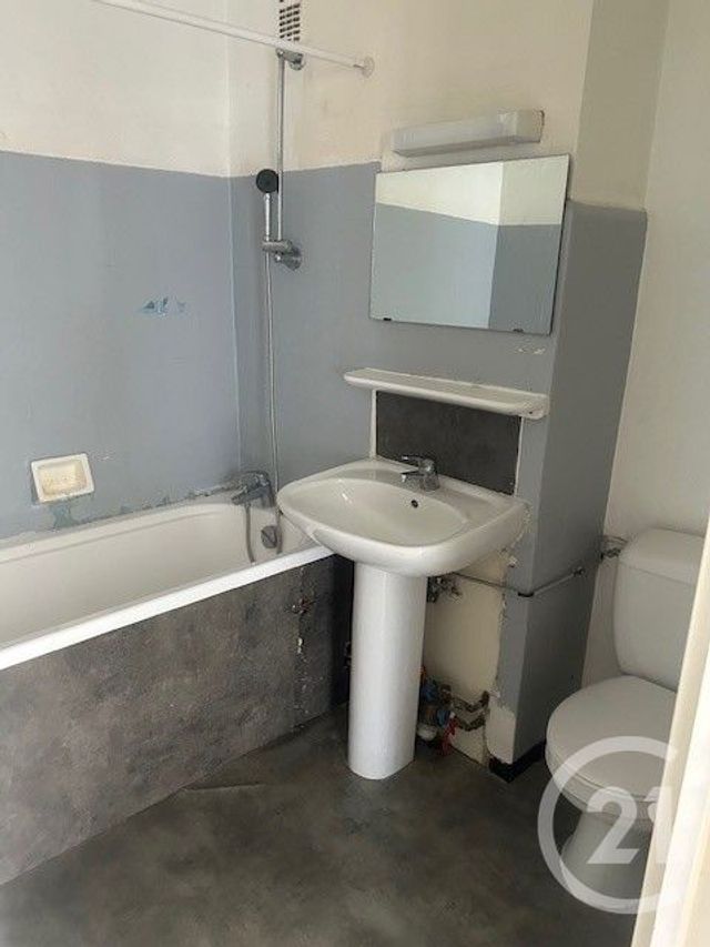 Appartement F2 à vendre - 2 pièces - 42.35 m2 - METZ - 57 - LORRAINE - Century 21 Gestion Et Patrimoine